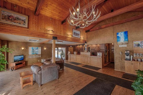 Brandin' Iron Inn - image 20