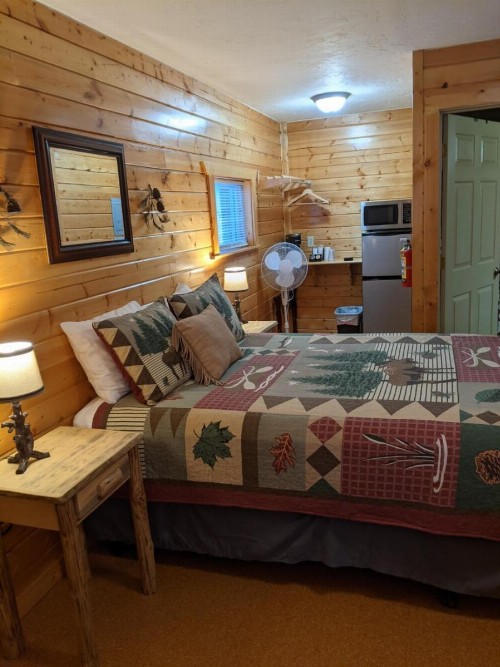 9 Bar W Cabins - image 14