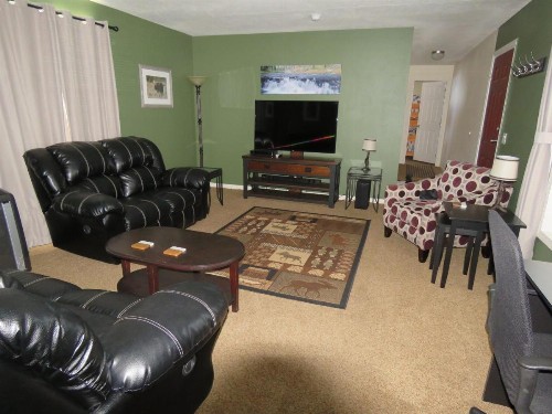 9 Bar W Cabins - image 21