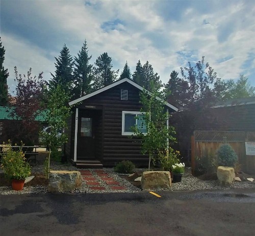 9 Bar W Cabins - image 39