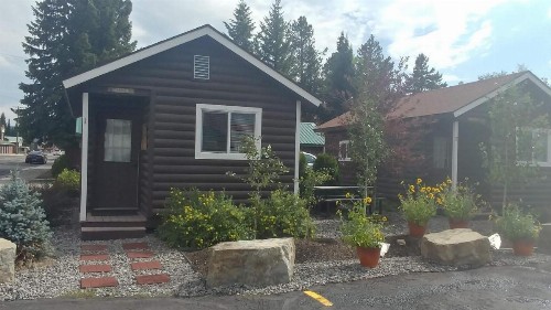 9 Bar W Cabins - image 42