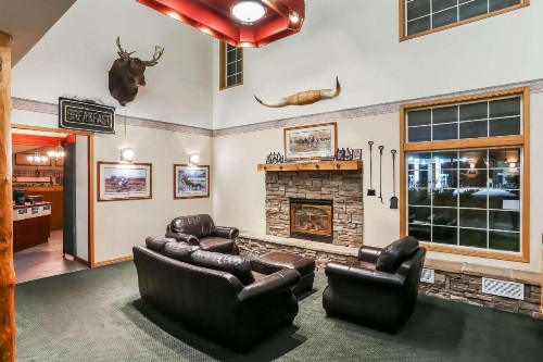 Days Inn by Wyndham West Yellowstone - image 2