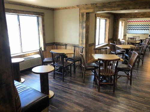 Clubhouse Inn - image 9
