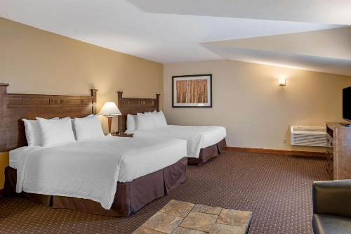 Best Western Desert Inn - image 11