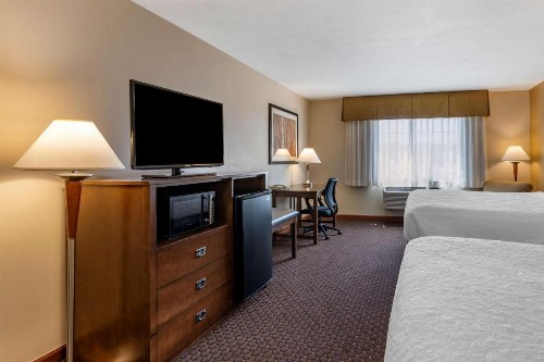 Best Western Desert Inn - image 16