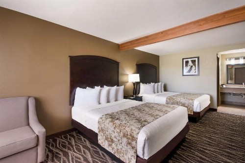 Best Western Weston Inn - image 10