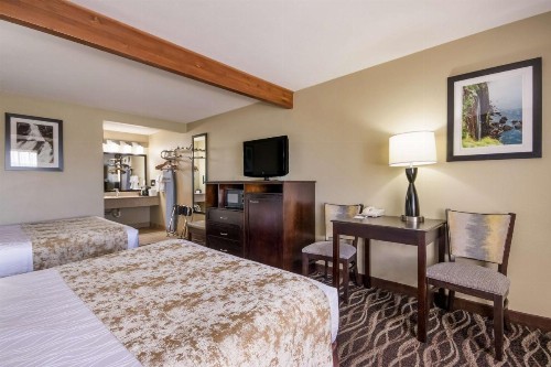 Best Western Weston Inn - image 14