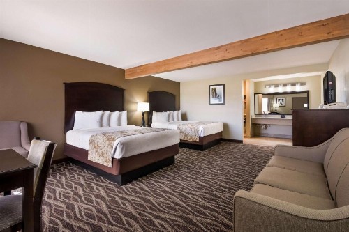 Best Western Weston Inn - image 4