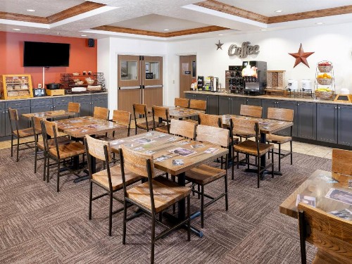 Yellowstone Park Hotel - image 15