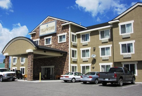 Yellowstone Park Hotel - image 42