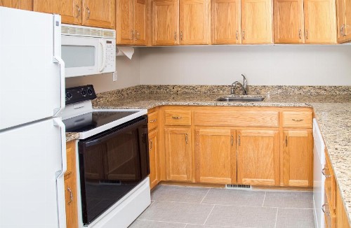 Gray Wolf Inn & Suites - image 18