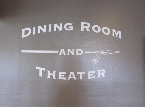 White Buffalo Hotel - image 11