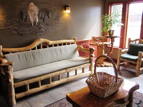 White Buffalo Hotel - image 13