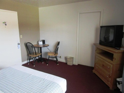 White Buffalo Hotel - image 38