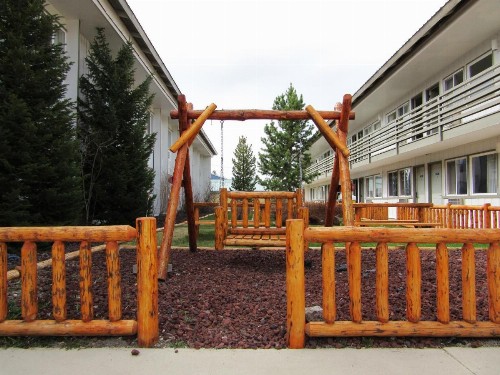 White Buffalo Hotel - image 42