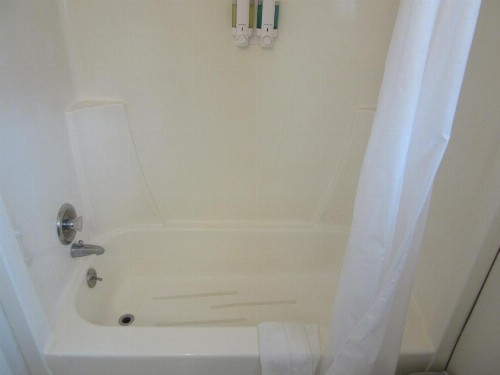 Yellowstone Country Inn - image 22
