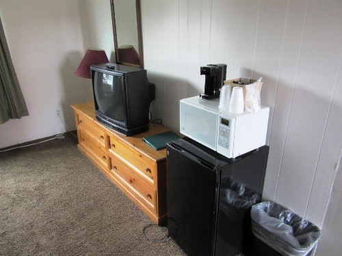 Yellowstone Country Inn - image 26