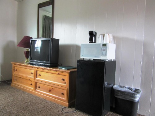 Yellowstone Country Inn - image 28