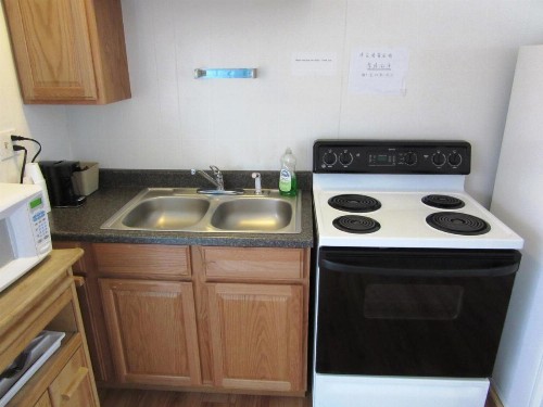 Yellowstone Country Inn - image 38