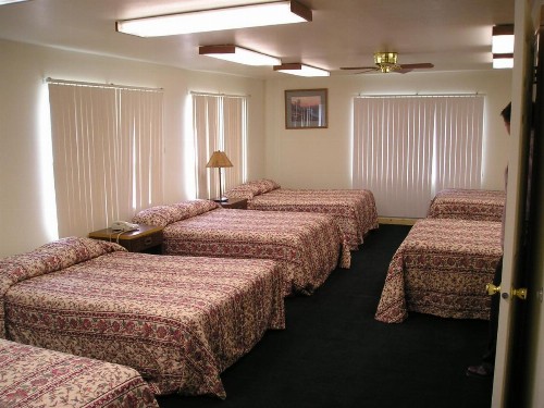 Yellowstone Country Inn - image 48