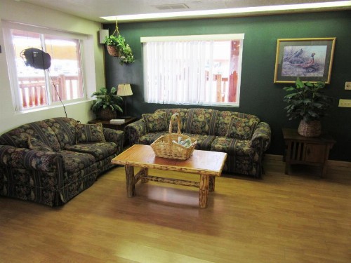 Yellowstone Country Inn - image 7