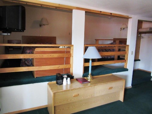 Travelers Lodge - image 26