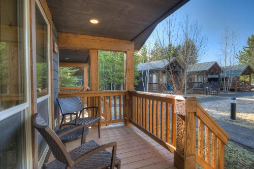 Explorer Cabins at Yellowstone - image 35