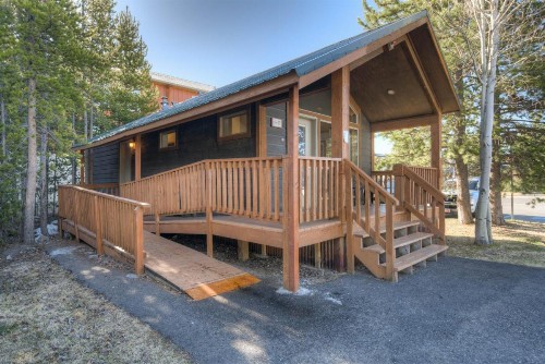 Explorer Cabins at Yellowstone - image 37