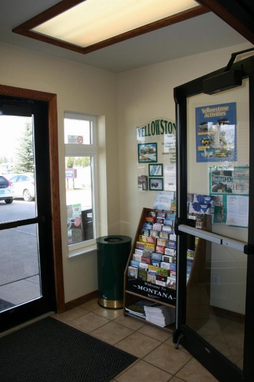 Yellowstone Lodge - image 22