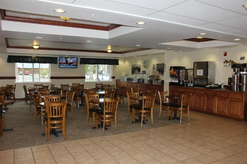 Yellowstone Lodge - image 4