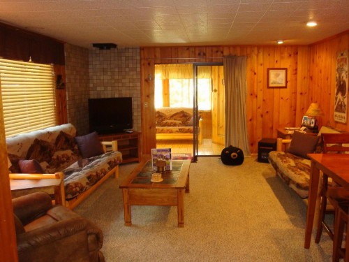 Yellowstone Wildlife Cabins