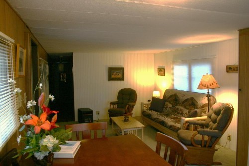 Yellowstone Wildlife Cabins - image 6
