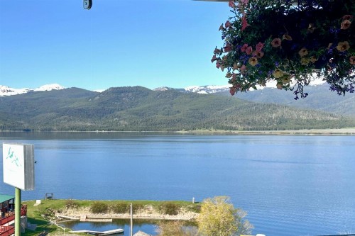 Lake View Suites - image 9