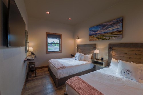 Golden Stone Inn - image 20
