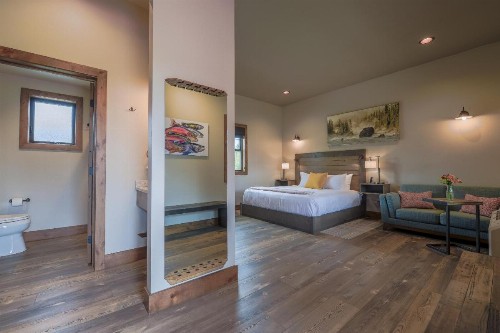 Golden Stone Inn - image 27