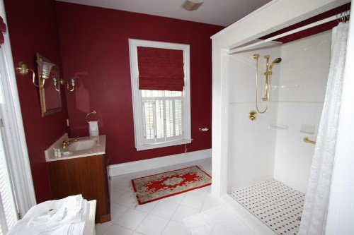 Langworthy Farm Bed & Breakfast - image 4