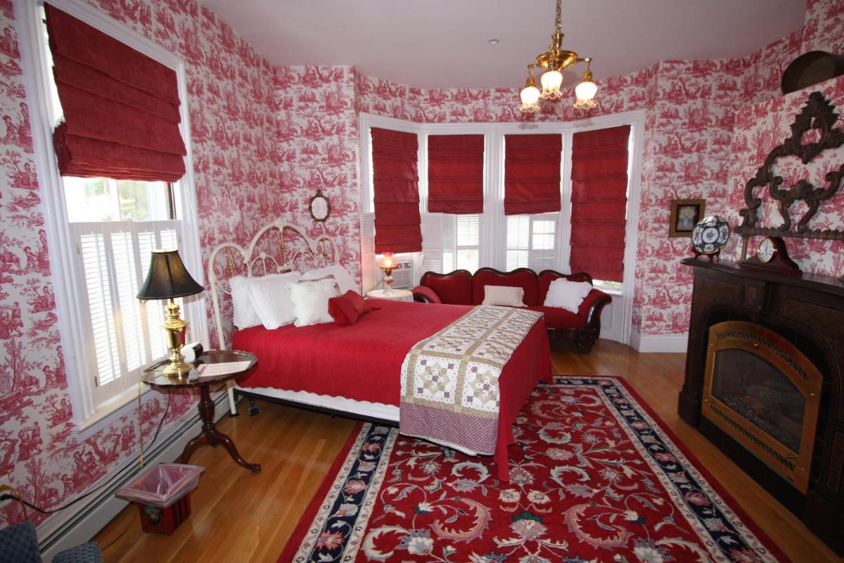 Langworthy Farm Bed & Breakfast - image 5