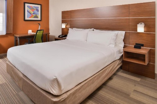 Holiday Inn Express Westley an IHG Hotel - image 38