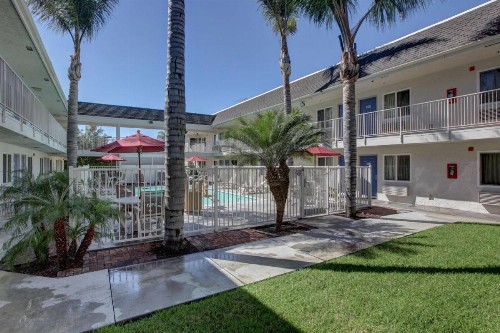 Motel 6-Westminster CA - North - image 13
