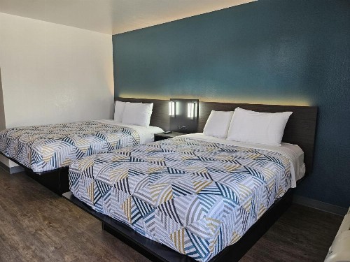 Motel 6-Westminster CA - North - image 17