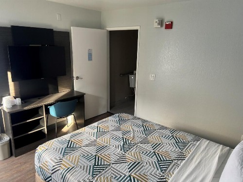 Motel 6-Westminster CA - North - image 23