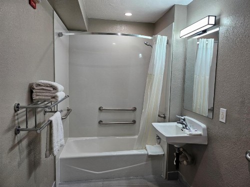 Motel 6-Westminster CA - North - image 32