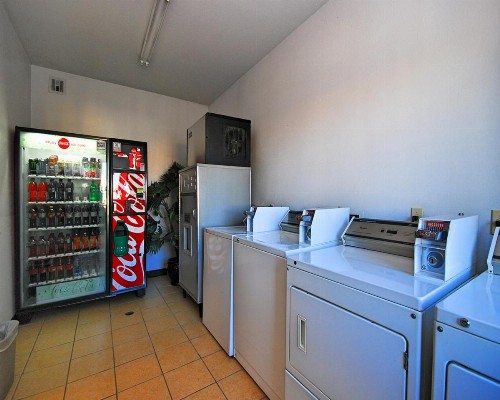 Americas Best Value Inn Westmorland - image 22
