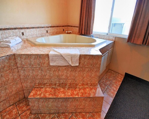 Americas Best Value Inn Westmorland - image 24