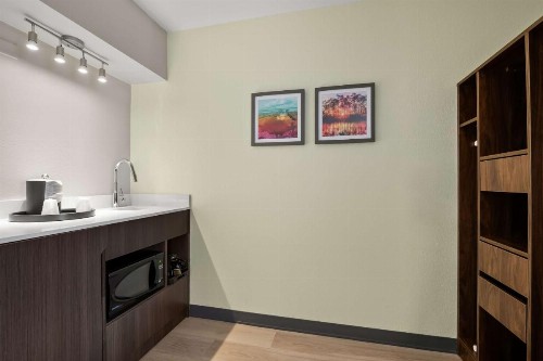 Comfort Suites - Weston - image 26