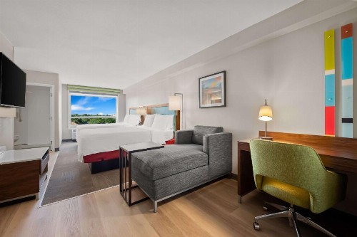 Comfort Suites - Weston - image 27