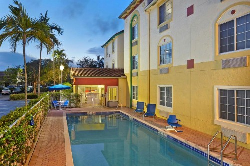 TownePlace Suites by Marriott Fort Lauderdale Weston - image 21