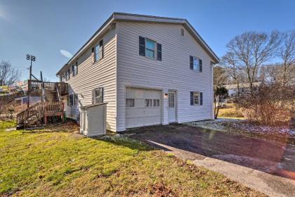 Quiet Home Mins to Beaches and Historic Sites!
