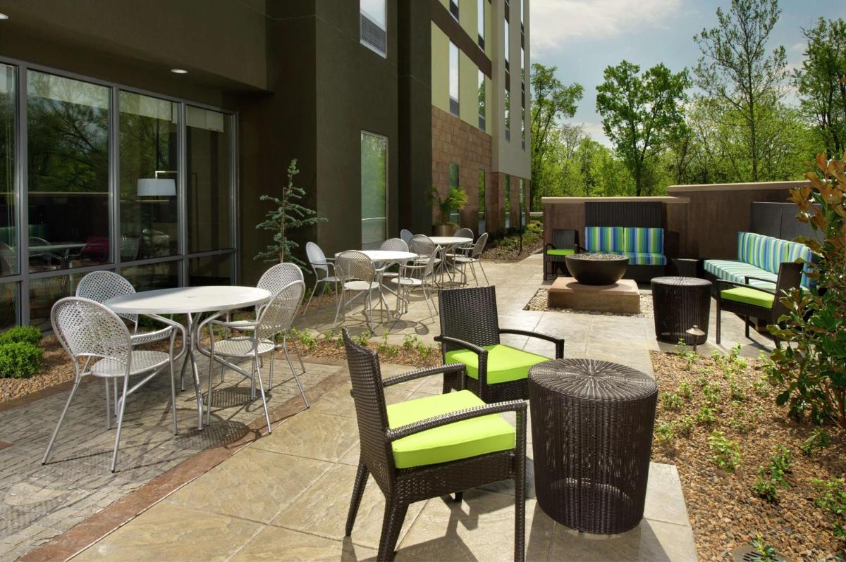 Home2 Suites by Hilton Louisville East Hurstbourne - image 2
