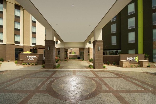 Home2 Suites by Hilton Louisville East Hurstbourne - image 5